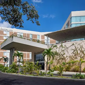 Hotel Hilton Garden Airport ****